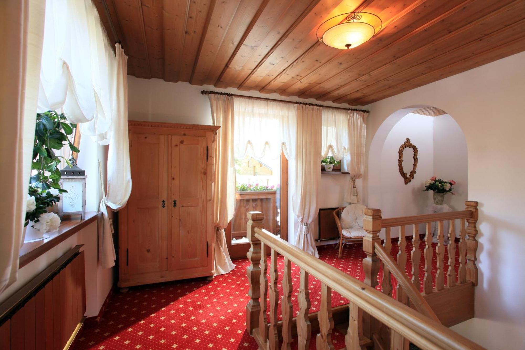 Landhaus Bachler Brixen im Thale Esterno foto